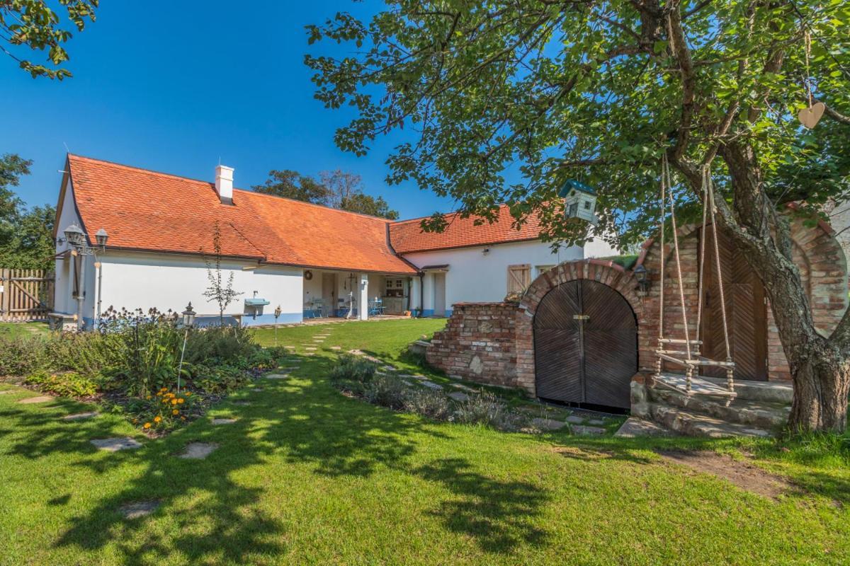 Penzion Pastuska Brod nad Dyji Екстер'єр фото