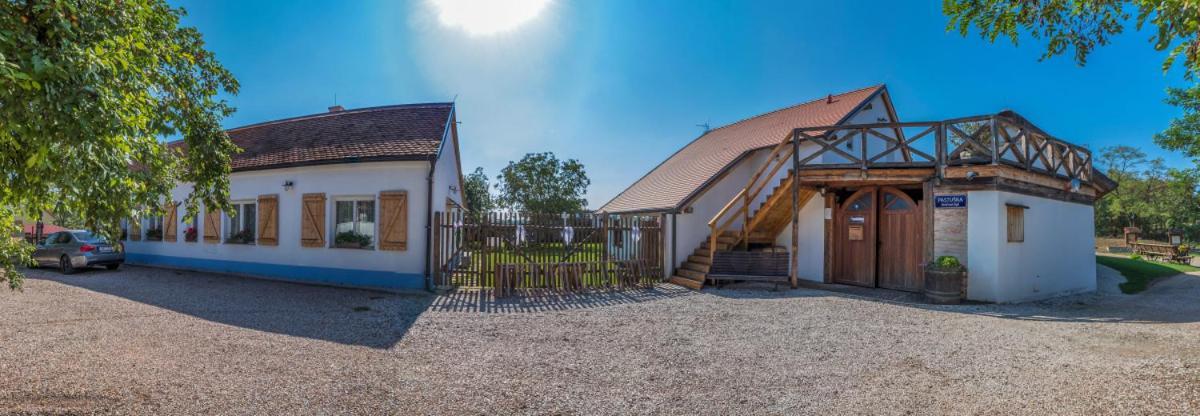 Penzion Pastuska Brod nad Dyji Екстер'єр фото